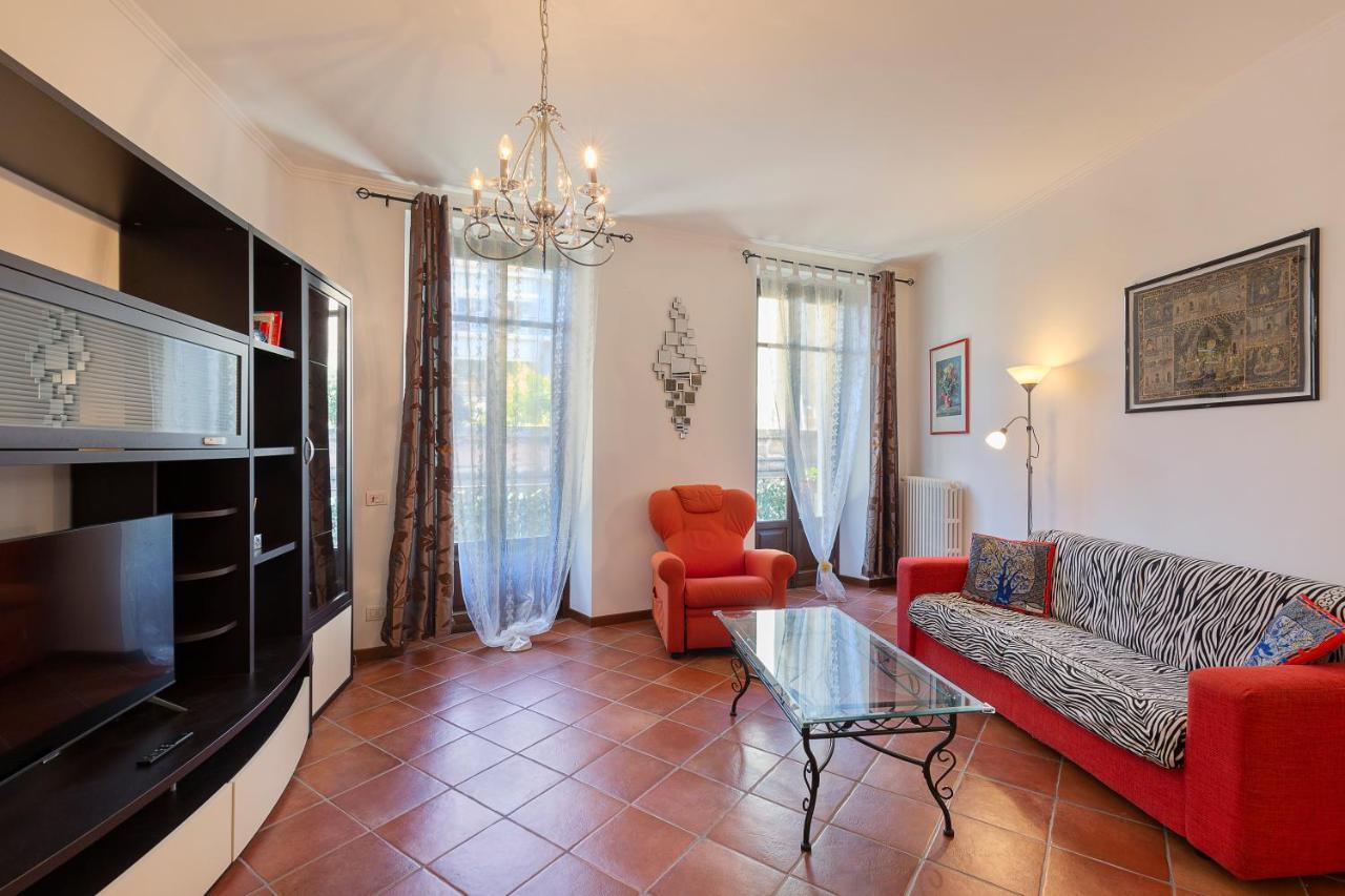 Dolfin - Nel Centro Di Stresa - By Impero House Apartment Exterior photo